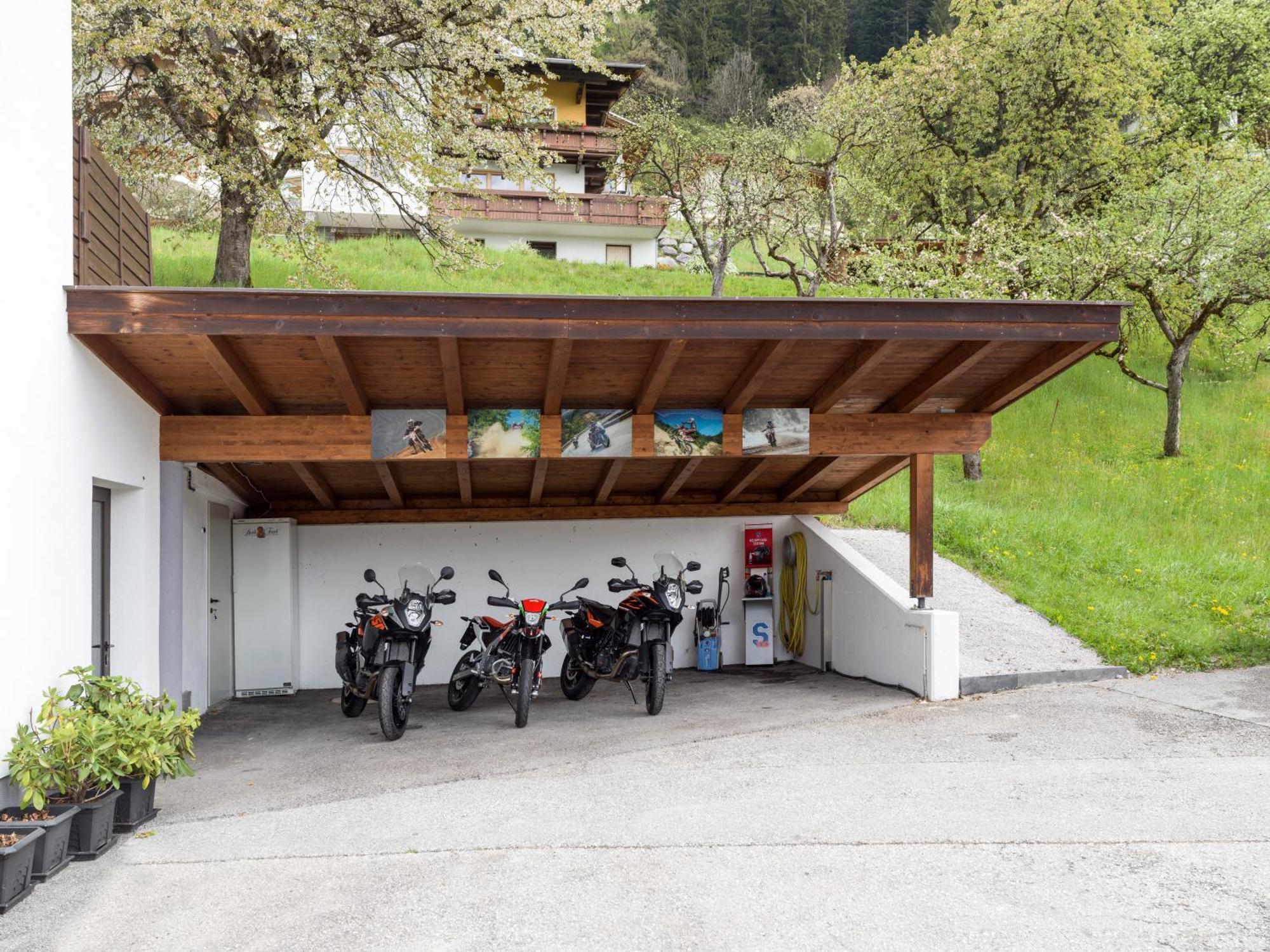 Das Sonnleiten Ski- Und Motorradhotel Bruck Im Zillertal Bruck am Ziller Exterior foto